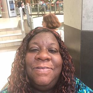 Meet your Posher, Debra